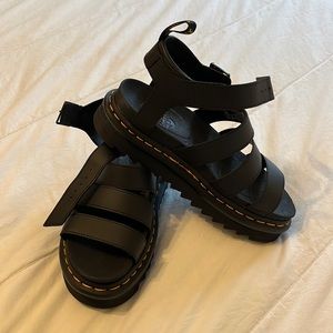 Dr. Martens Blaire chunky black sandals size 6